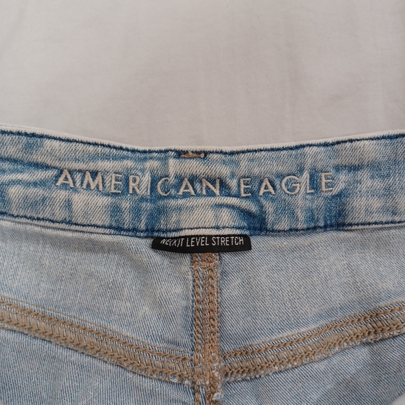 American Eagle "curvy high rise shortie" jean shorts - Picture 3 of 4